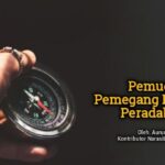 Pemuda pemegang kompas peradaban
